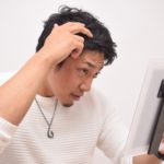 ワックスは禿げるのか?ワックスの適切な使用方法と後処理について